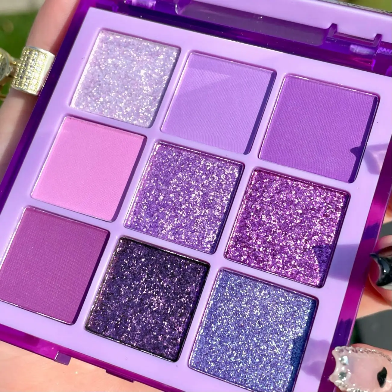 Customize Custom Cute Pink Purple Black Nude Gold Green Matte Shimmer Glitter Eyeshadow Palette