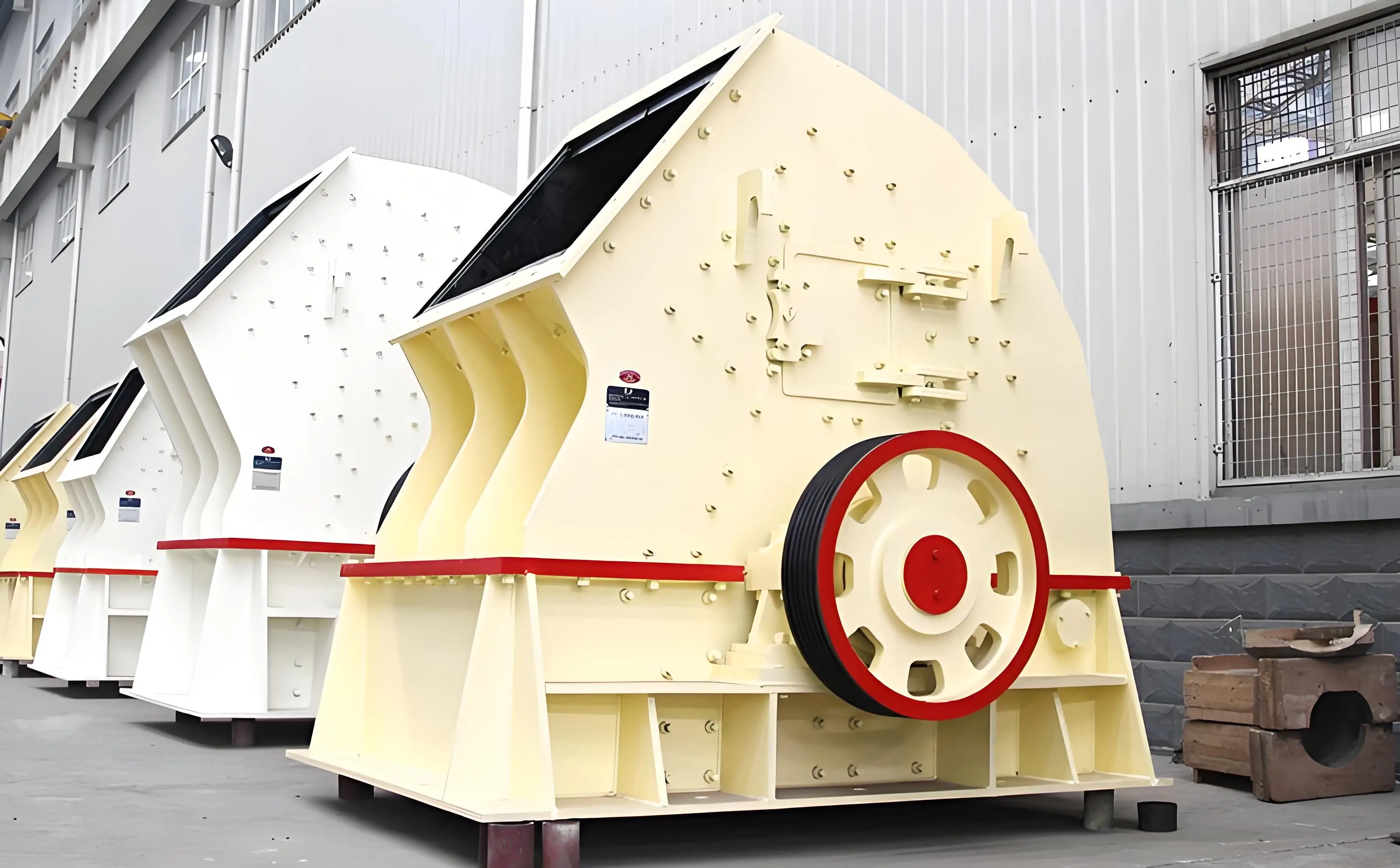 Shaolin factory direct sale heavy hammer crusher limestone crusher Professional manufacture cost-effective rock crusher