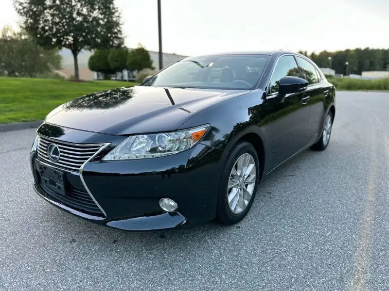 wholesale price used cheap cars for sale 2013 Lexus ES 300h 4dr Sedan Audio Controls on Steering Wheel Bluetooth