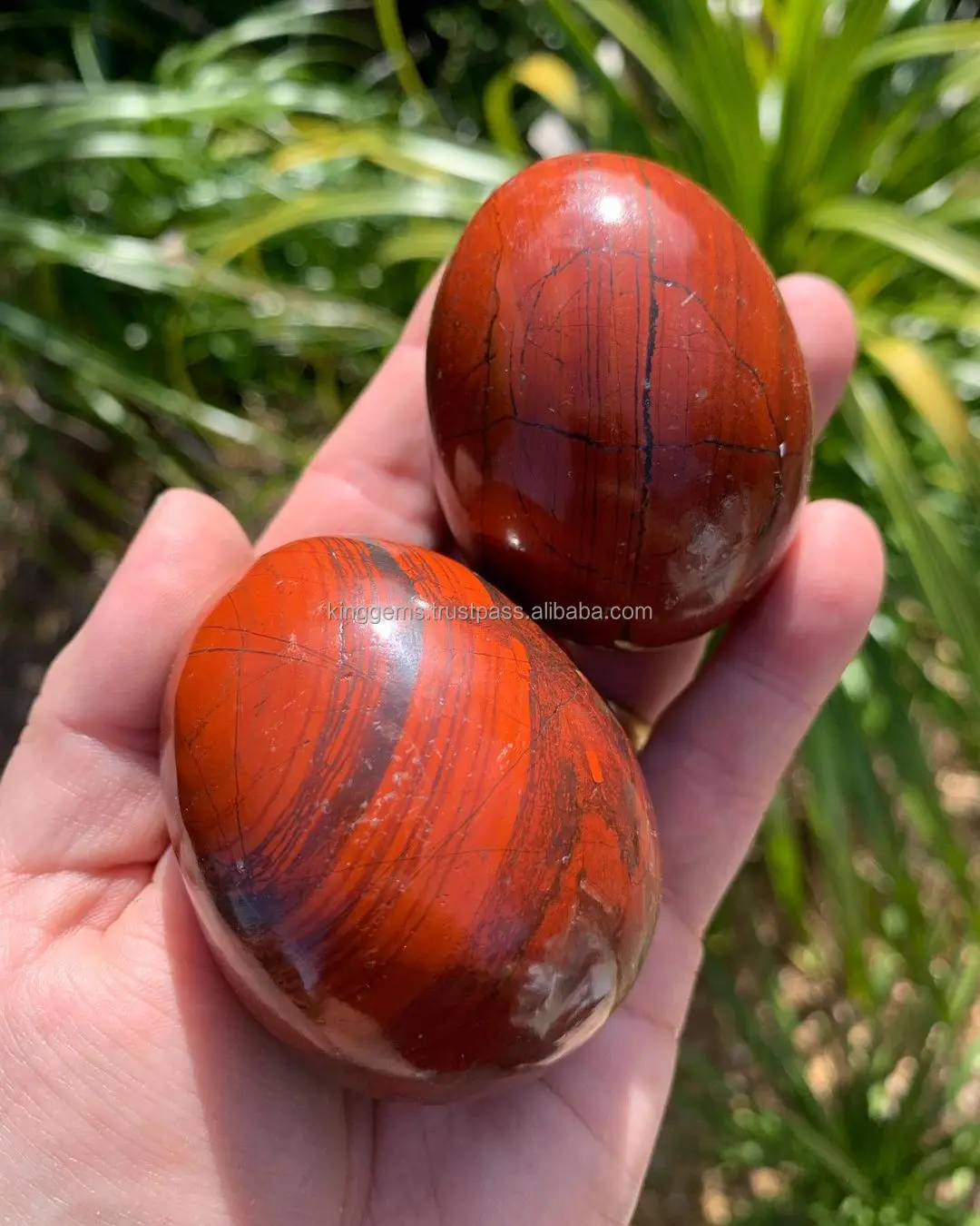 Highly Polished Red Jasper Stone Eggs Crystal Wholesale Energy Natural jasper Quartz Vaginal Massage Yoni Egg For Sale