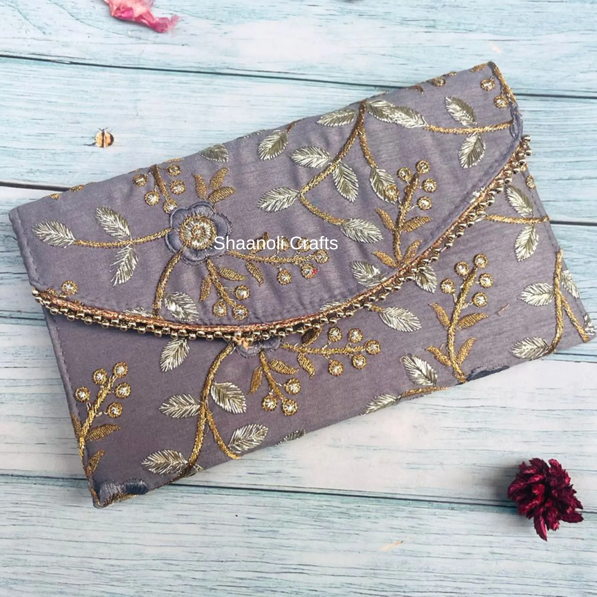 Golden Embroidery Clutch Bags Indian Wedding Gift Party Handbag Indian Clutches For Diwali Gift Evening Clutches
