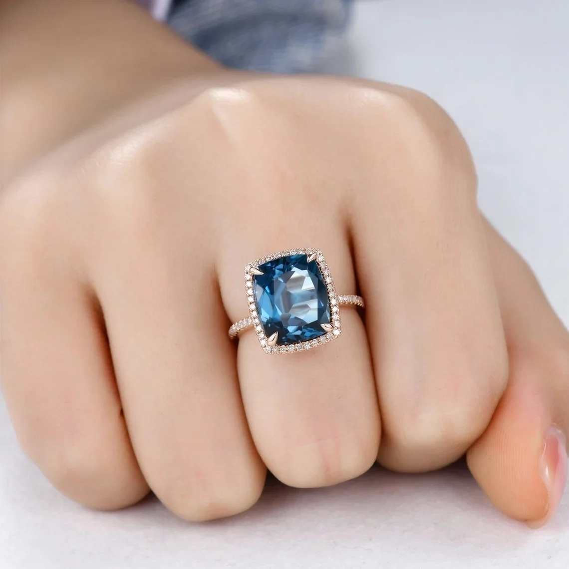 14Kt Solid Gold Ring London Blue Topaz Luxury New Design Solid Gold Fine Jewelry Rings With Real Diamonds Ring