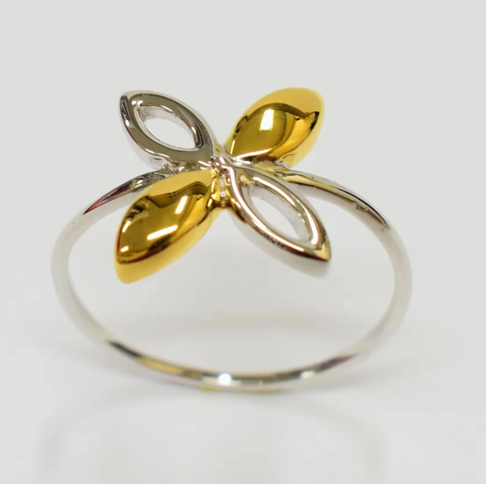Ready to Ship Ring R-12506 A Silver Jewelry with Gold Plating Ring for Women Jewelry Gold Wire for Jewelry from Thailand