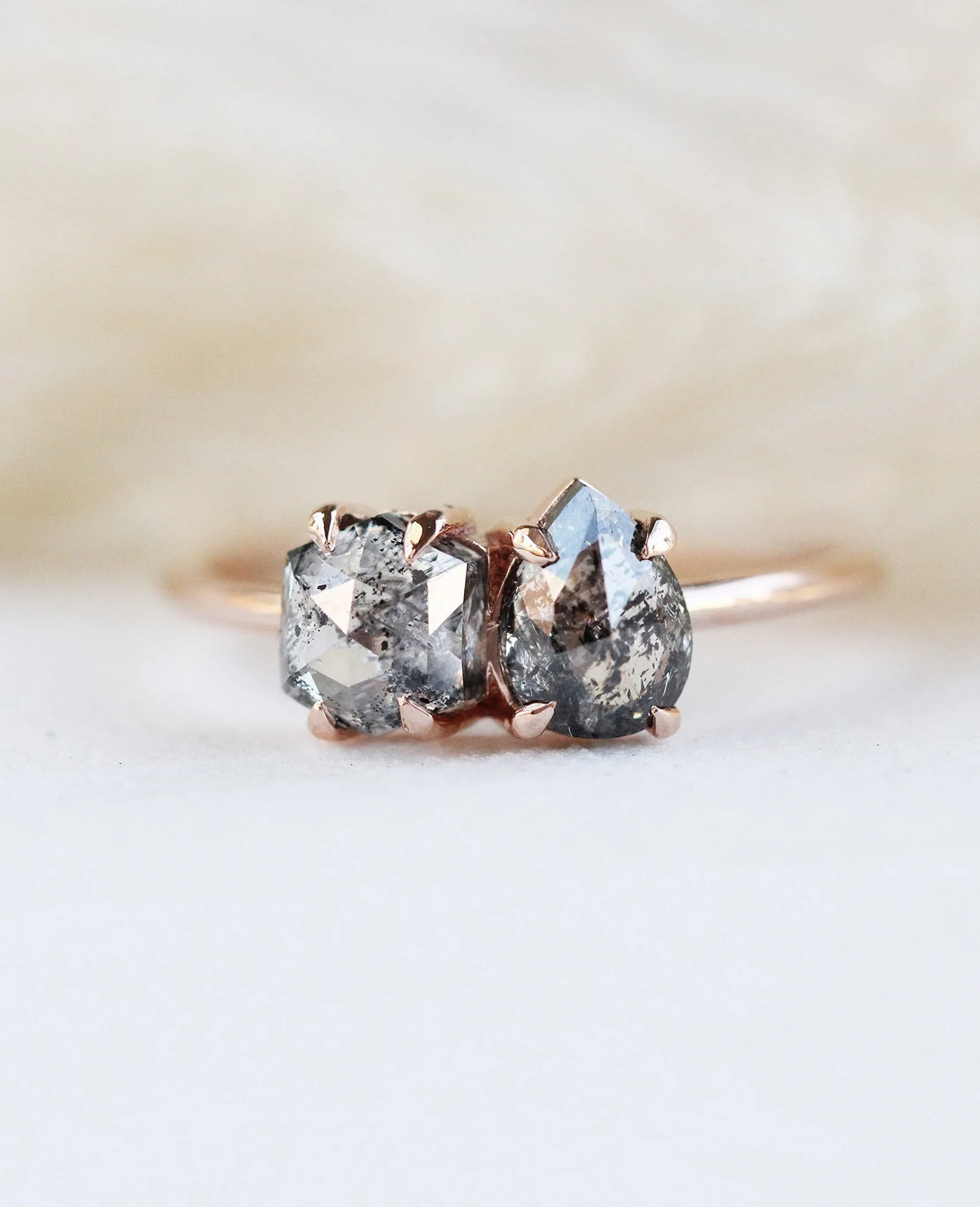 Popular Double Stone Moissanite Ring Pear & Hexagon Cut Salt and Pepper Moissanite Engagement Ring Diamonds Rings Fine Jewelry