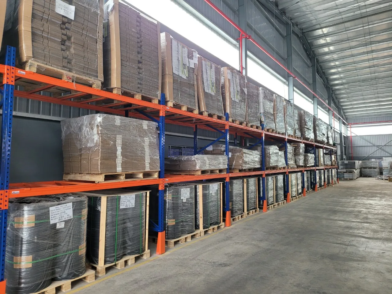 Luxury vinyl plank hybrid floor vinyl flooring waterproof spc flooring cheap price high quality