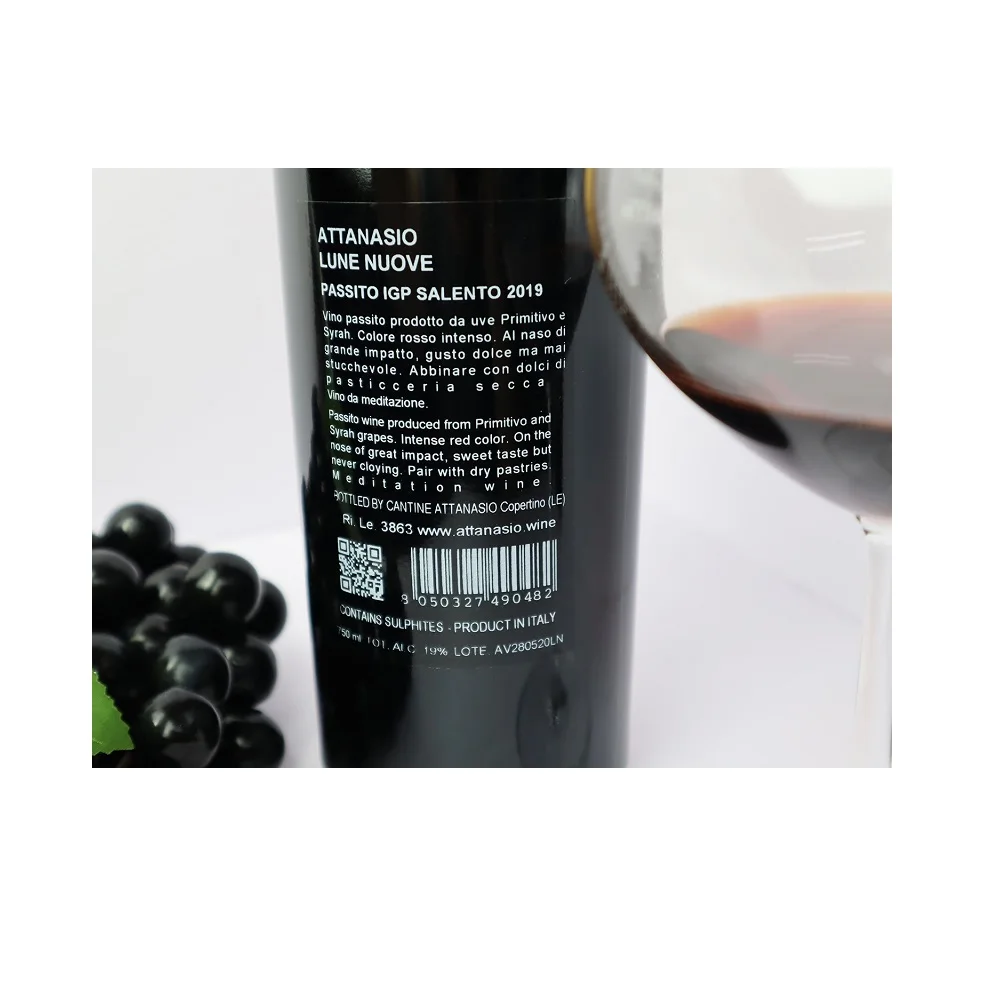 Table pairing with red ruby color serve game dishes alcoholic drinks Attanasio Lune nuove Passtio IGP Salento 2019 from Italy