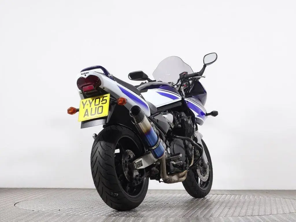 Оптовая продажа Suzuki Bandit 1200 SZ K5-купить онлайн 24 часа в сутки 1157cc Подержанный спортивный велосипед для продажи