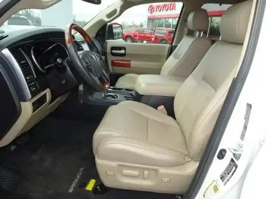 Used Toyotas Sequoias 7 Seater LE SUV  Model 2019, 100% Perfectly Working, Accident-Free, 1 Year Warranty.