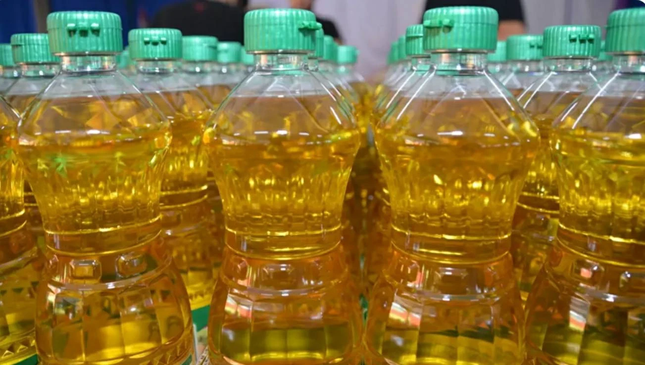 PALM OLEIN CP 8 FROM MALAYSIA VEGETABLE COOKING OIL MALAYSIA PALM OIL