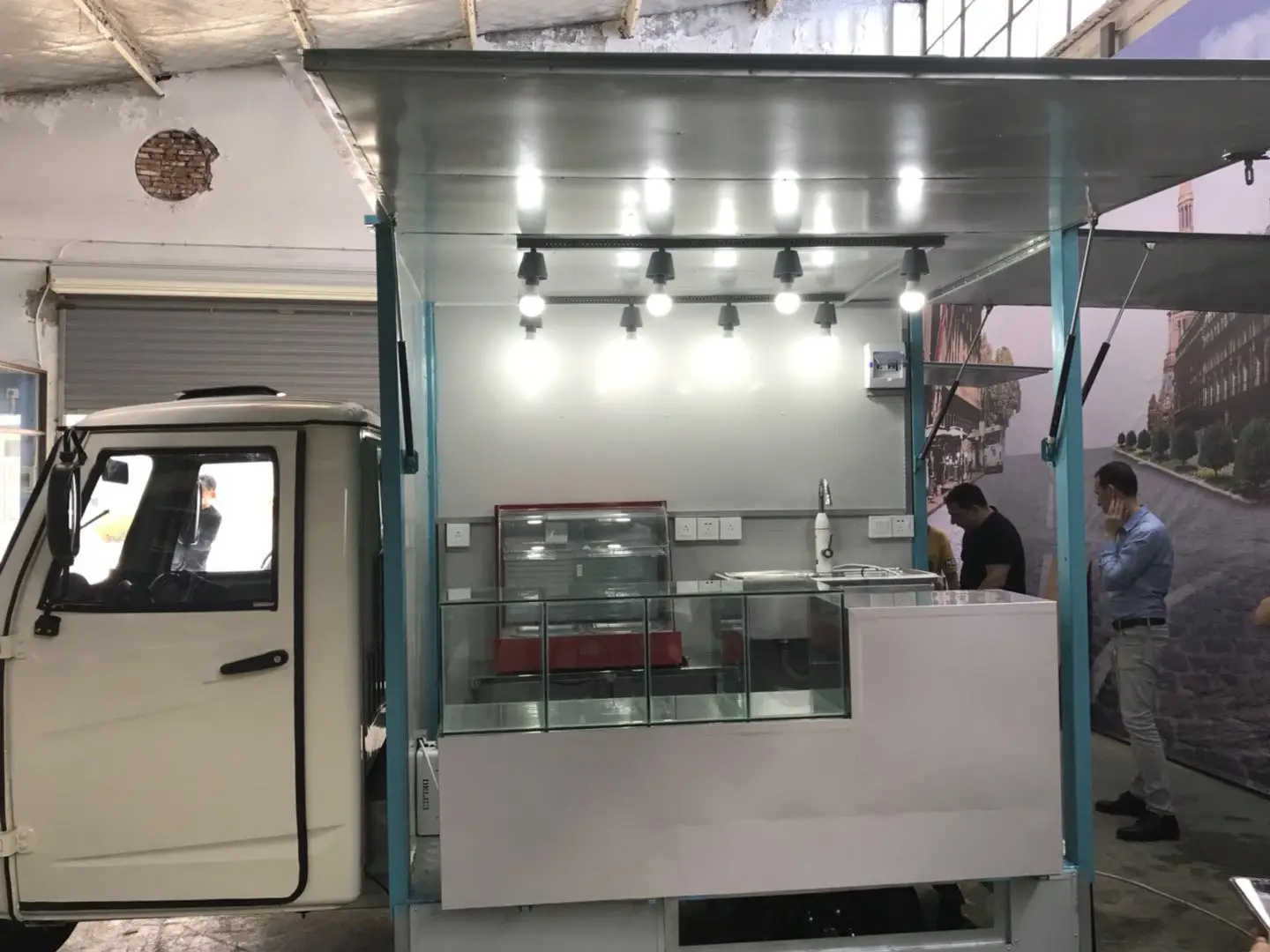 Electric Folding Motor Ape Piaggio Street Mobile Tricycle mini food truck mobile coffee car For Sale