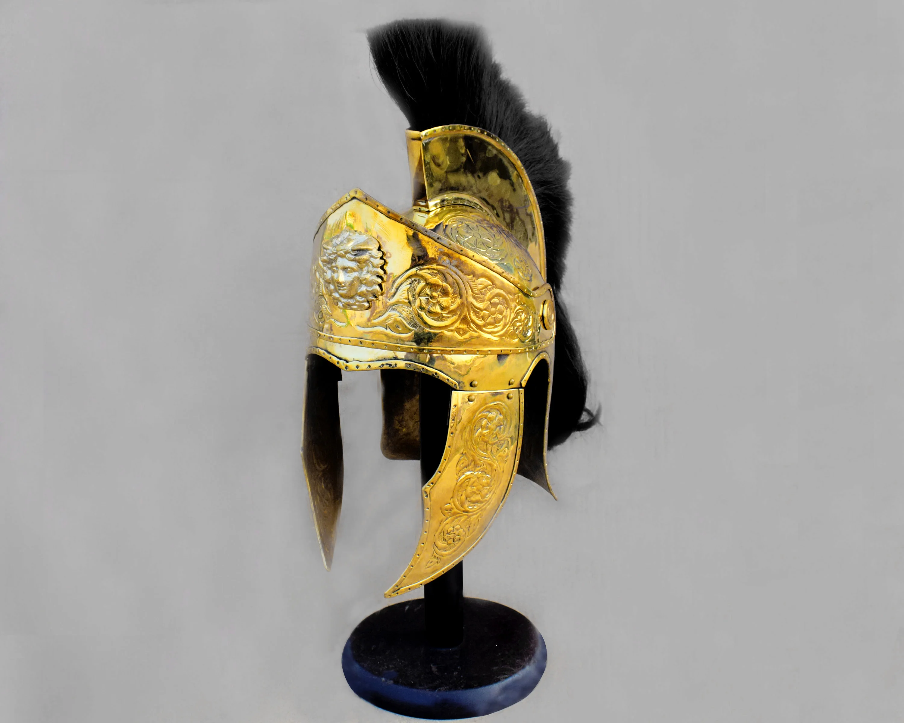 Authentic Roman Attic  Praetorian Helmet: Explore History with our Handcrafted Replica | Perfect for Reenactments and Collectors