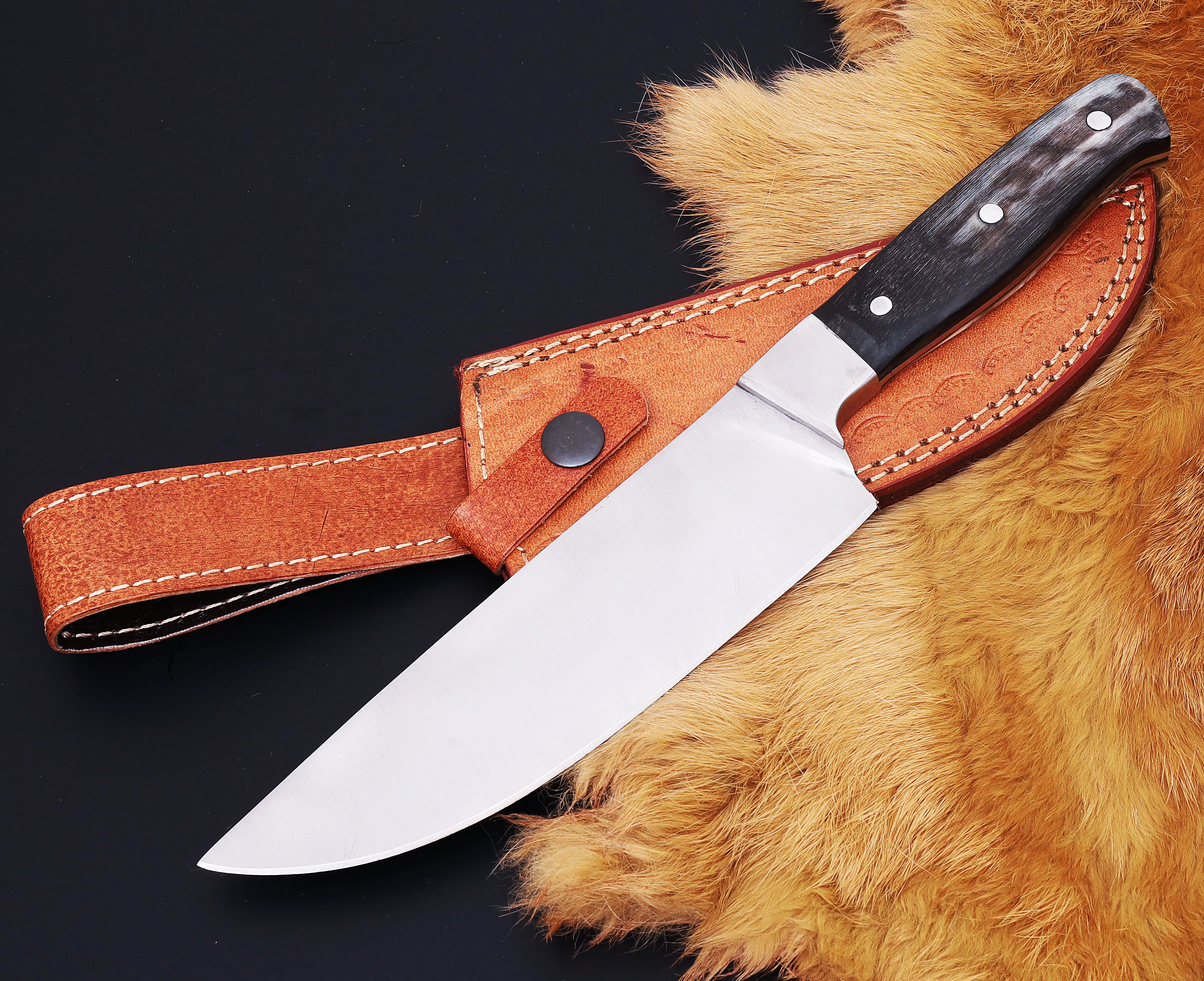 Buffalo horn handle handmade stainless steel blade and bolster meet cutting kitchen use sharp edge chef knife with leather cover