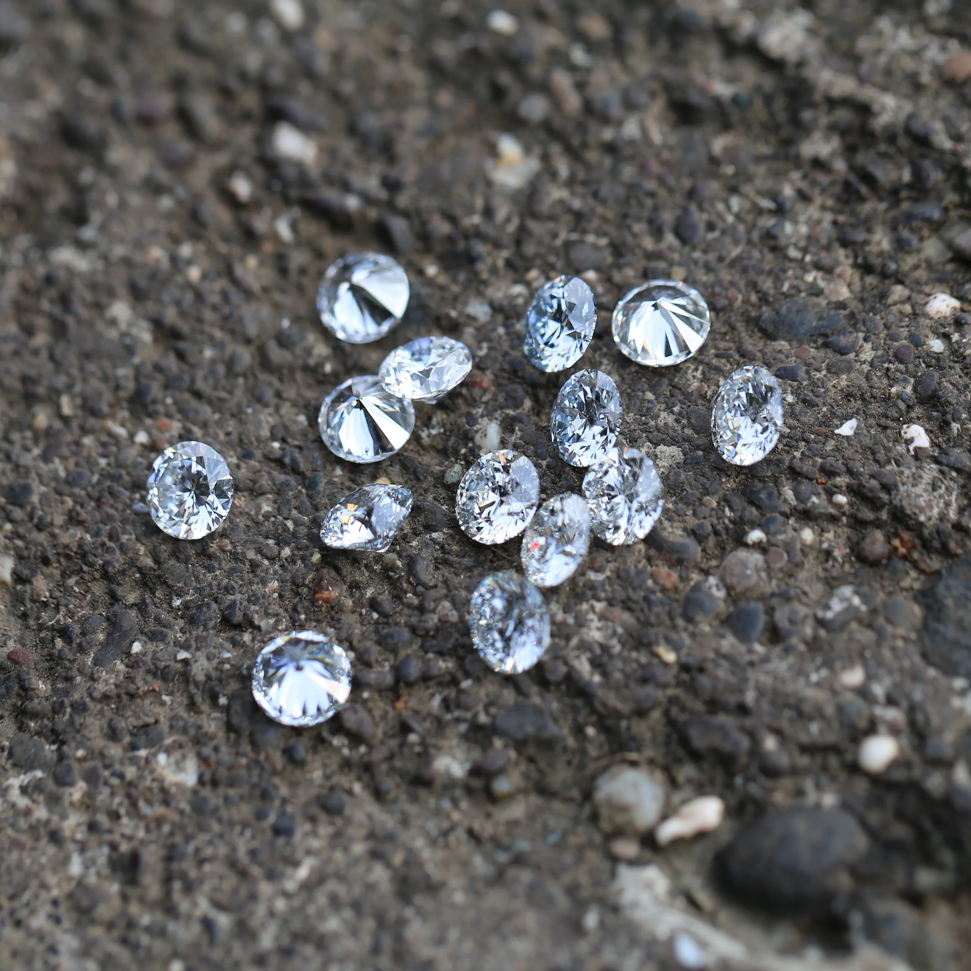 Свободный натуральный сверкающий бриллиант в D-цвете с круглой блестящей огранкой GIA Сертифицированный VVS2 прозрачность для модного изготовления ювелирных изделий