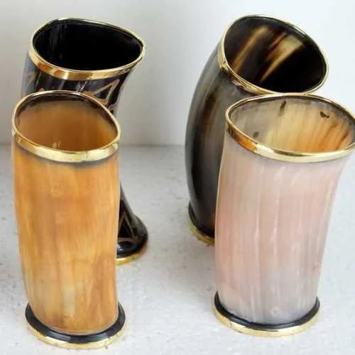 White Horn wine Tumbler Glass Drinkable Tumbler Natural High Quality Custom Glass Buffalo Natural Horn Beer Drink Glass Horn