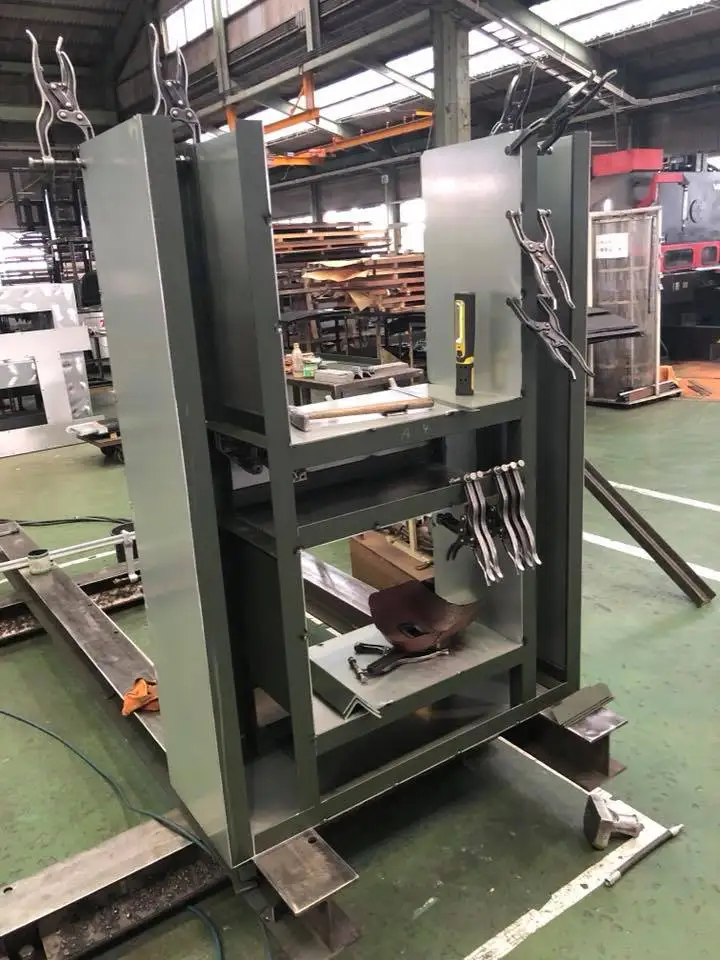 Steel Plate Art Work Monumental Sign Board Stand Manufacturers 3D