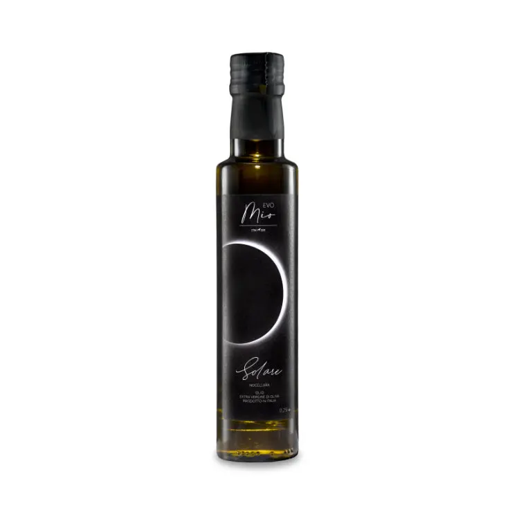 Fresh and Natural Extra Virgin Olive Oil - Made with Care and Passion - Taste the Authentic Italian Flavor Today - 250ml Bottle