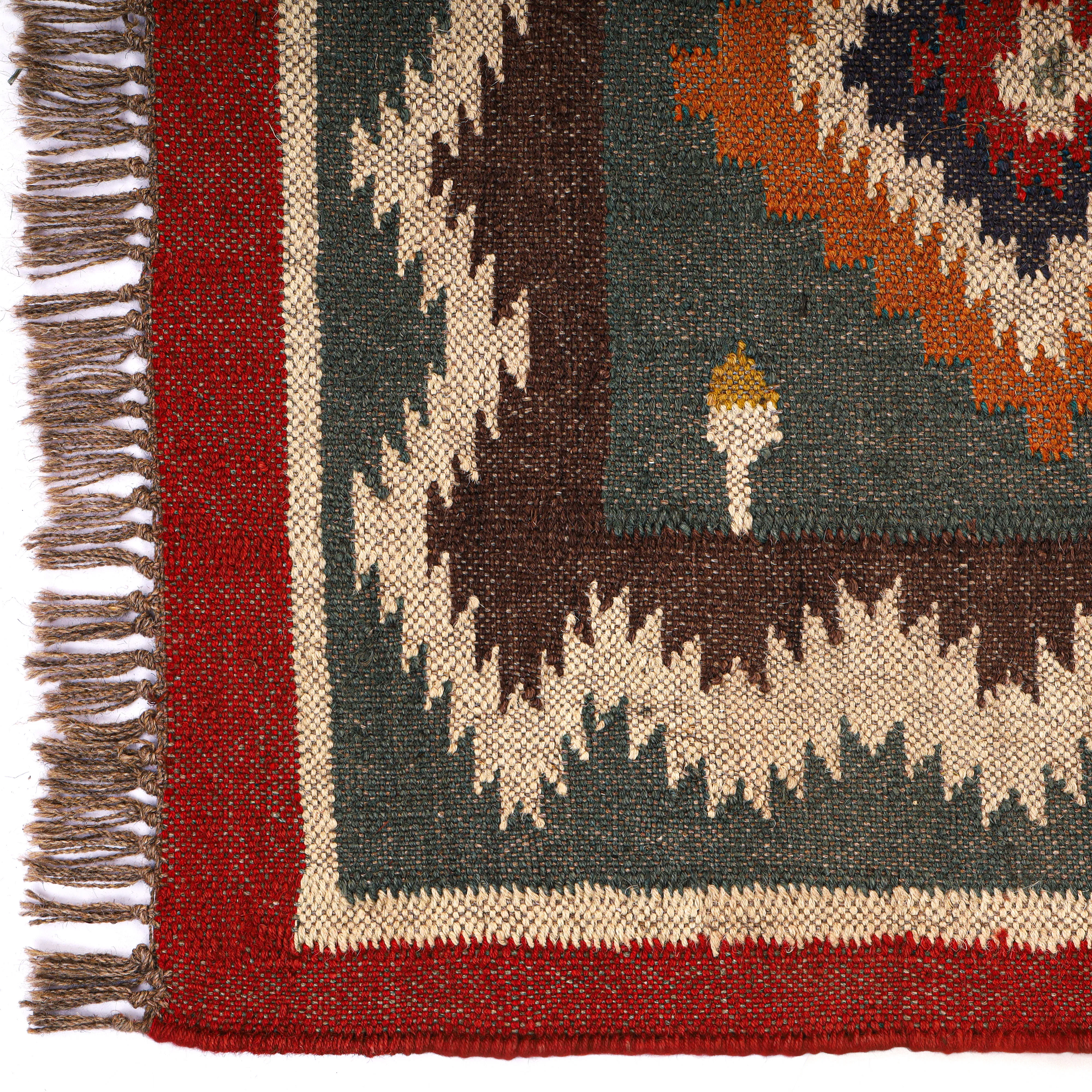 Hot Sale 2024 Vintage Floral Embroidered Design Handmade Carpet Rugs Pure Wool Jute Kilim Rugs for Home Hotel Garden Hospital