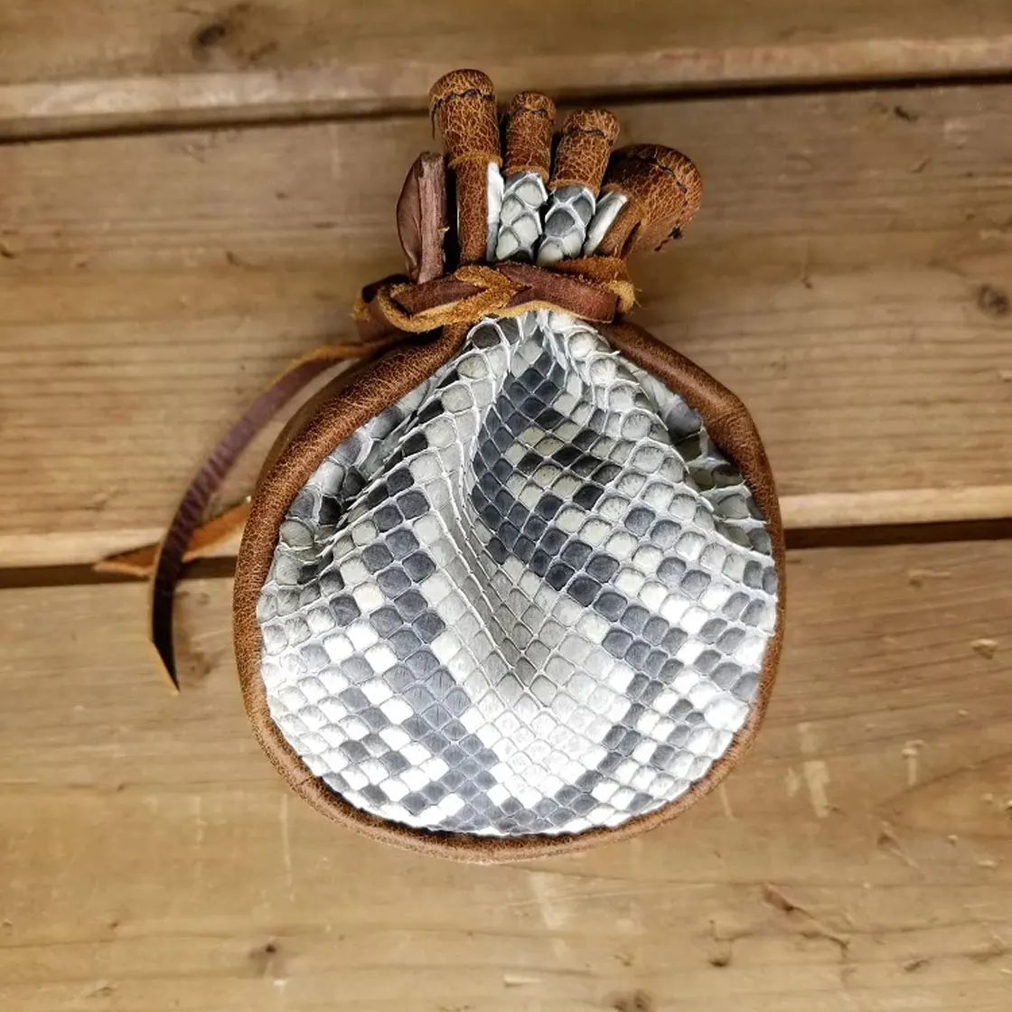 Custom Made Eco Friendly Small Pouch Waterproof Coin Makeup Cosmetic Bag Pouch