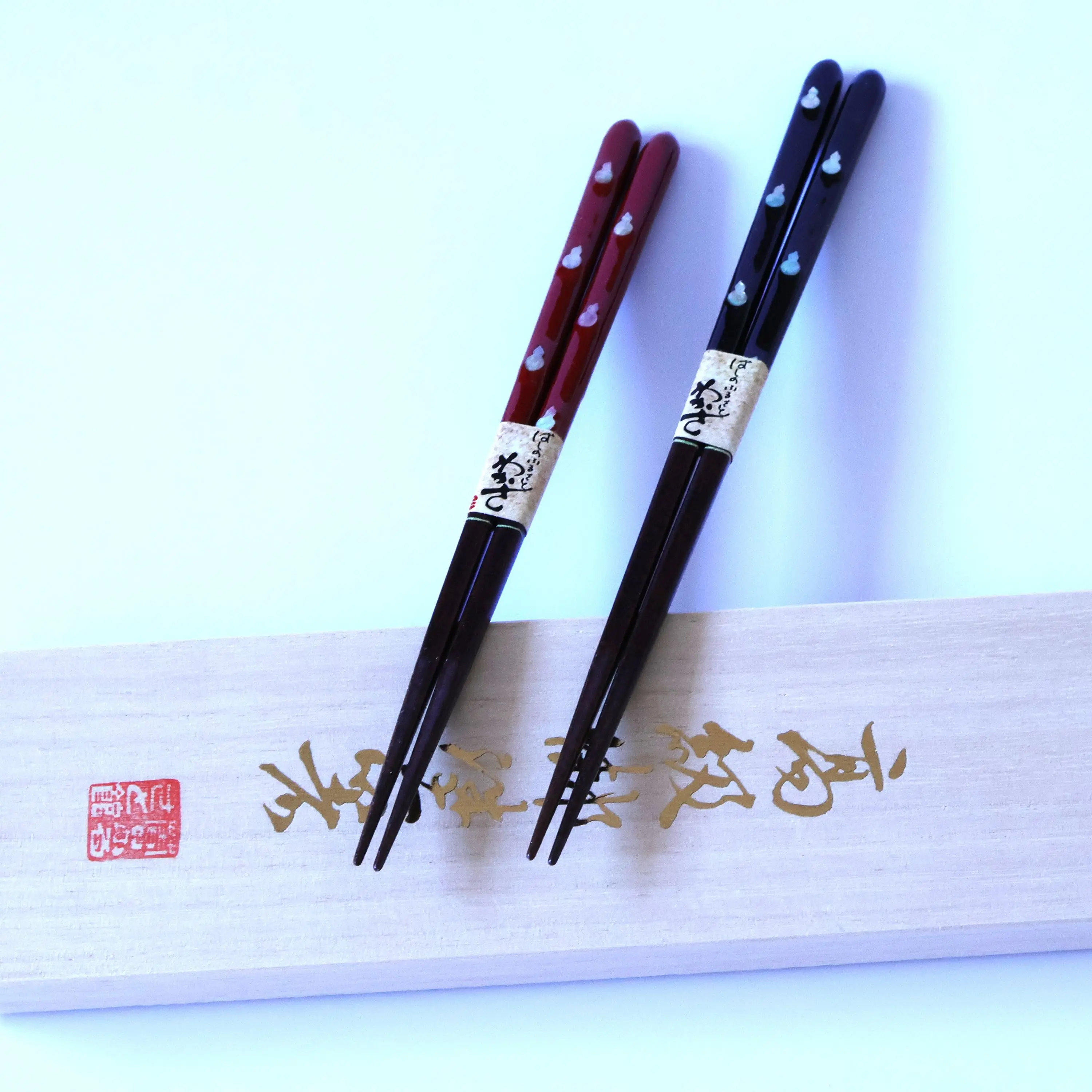 High Quality Traditional Japanese Flatware Wakasa Lacquer Chopsticks Bamboo Pair for Weddings Feel Great to the Touch
