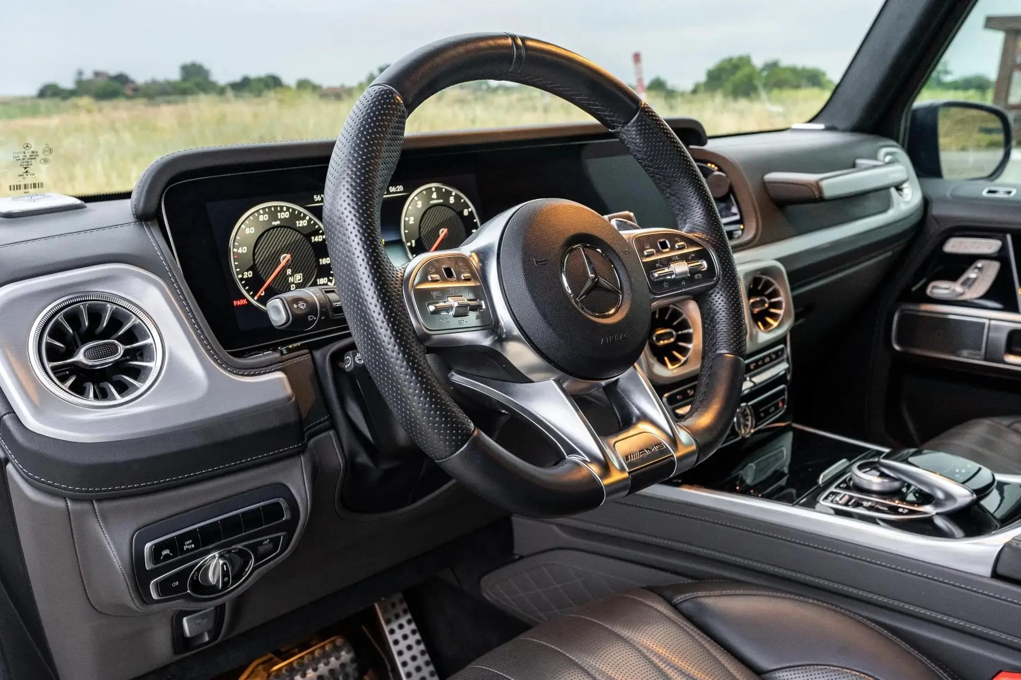 Использованный 2020 Merceeddes-AaMG G-63 готов к отправке