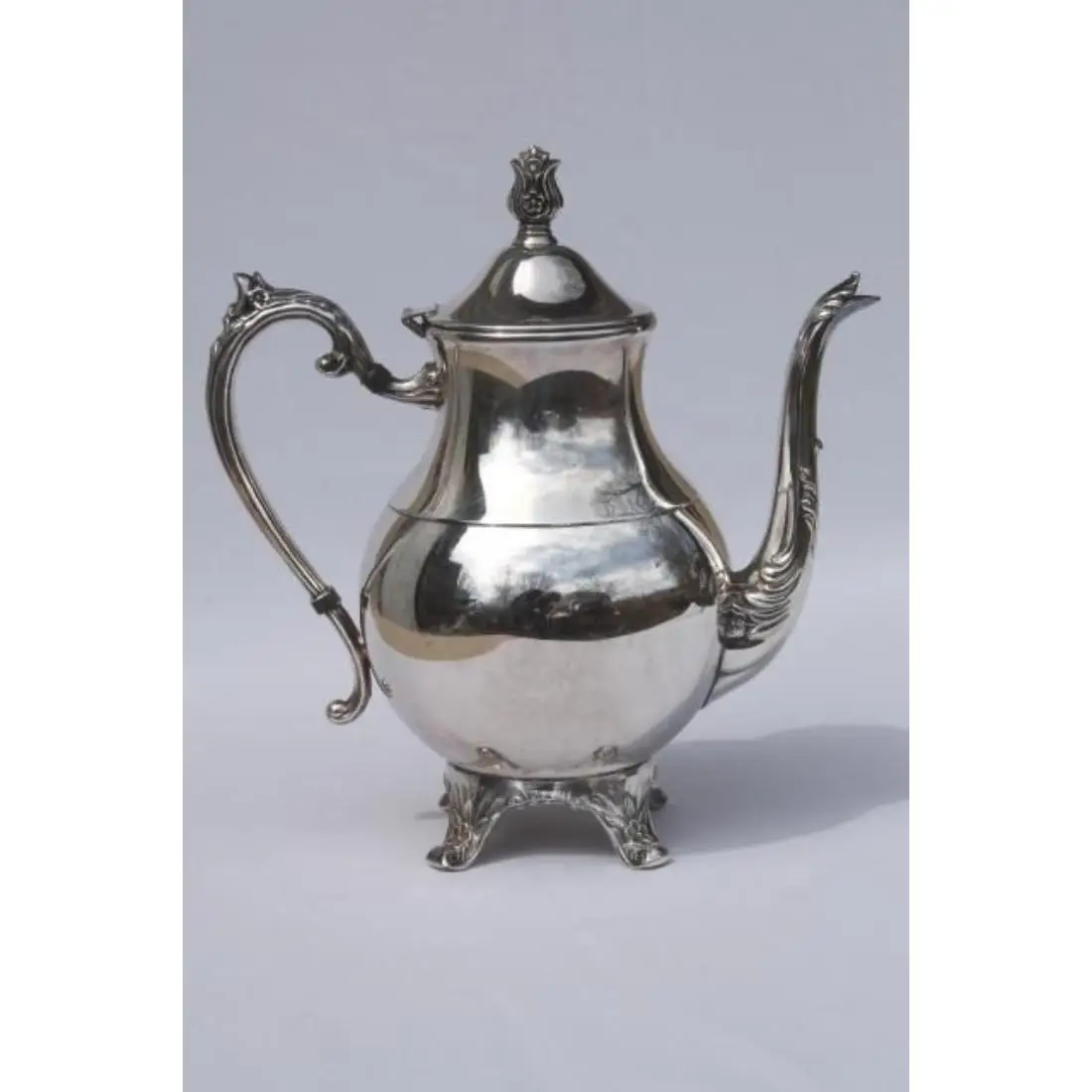 Special Looks Stainless Steel Advance Quality Tea Pot With Handle Wedding Royal Occasions And Events Decorative Antique Tea Pot