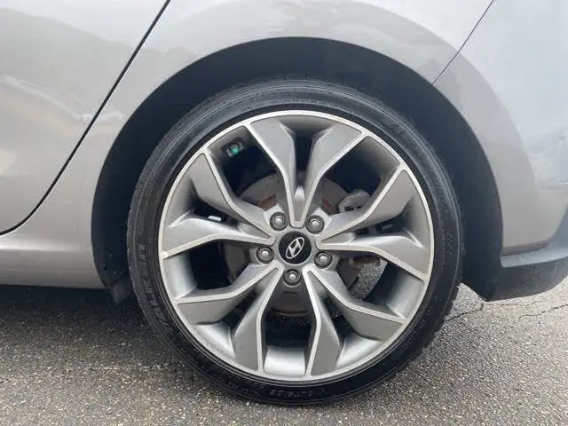 CLEAN TITLE HYUNDAI ELANTRA GT N LINE FWD для продажи-доставка от двери до