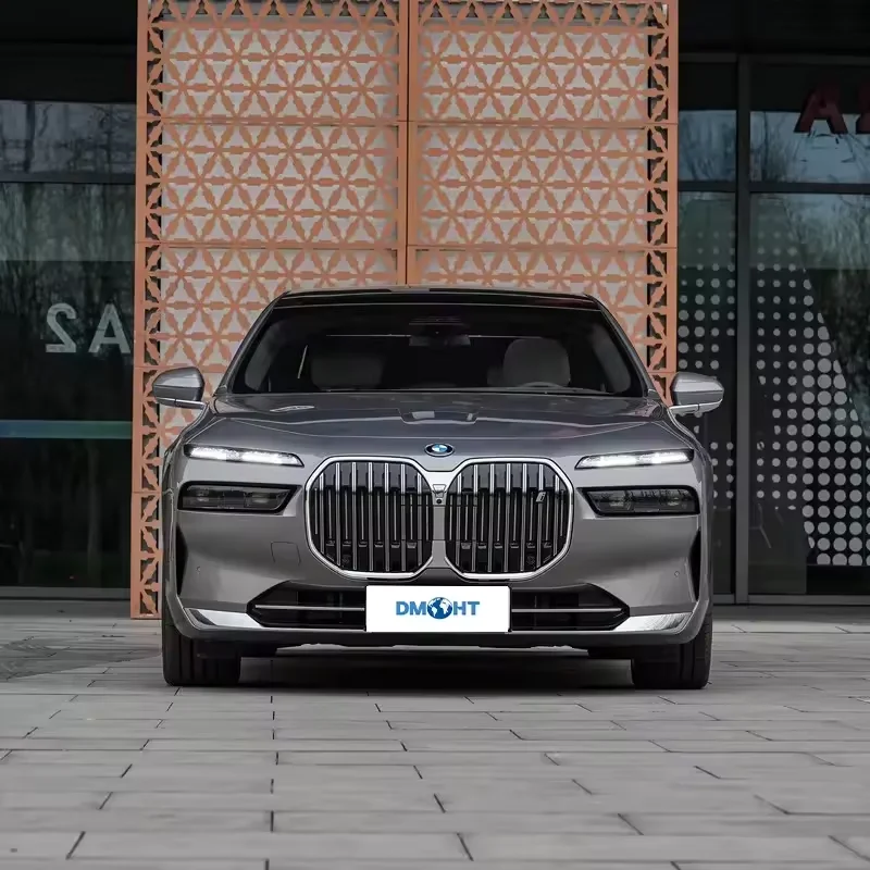 New energy vehicle for BMW i7 2023 xDrive60L luxury package car seats adult electric vehicles
