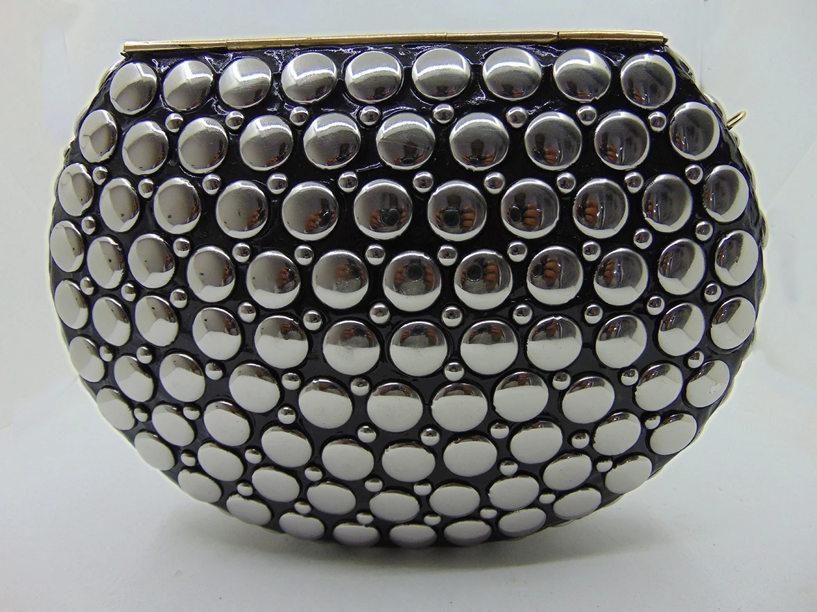 2024 Fashion Handbags Sling Girls Round Silver Metal stud clutch party bag Bags Luxury Crossbody Women Designers  silver Color