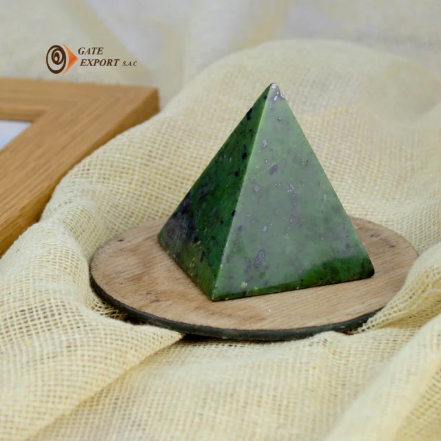 BEST TUMBLED NEPHRITE STONE PYRAMID SHAPE/HANDMADE/ARTISAN/CRAFT/STONE CRAFT/HANDICRAFT/TEMPLE/HAPPINESS/PURITY/SERENITY