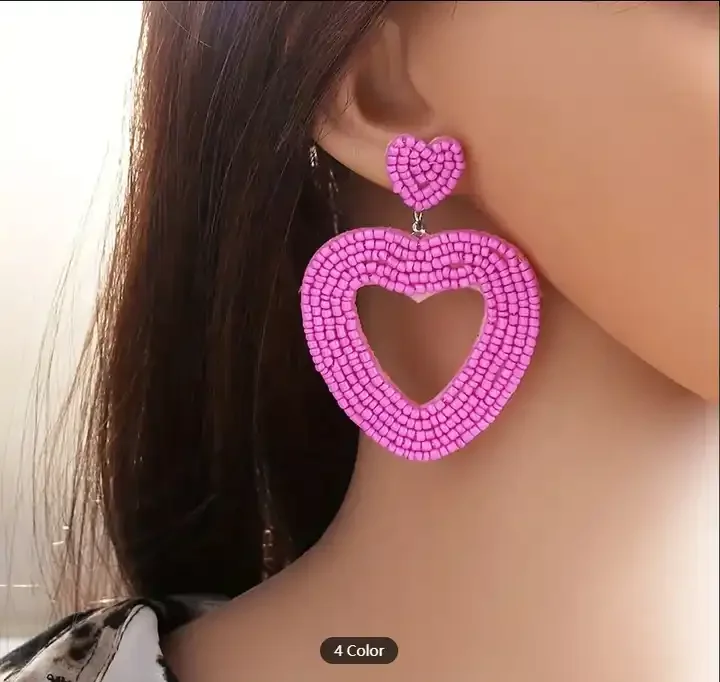 Женские серьги из бисера