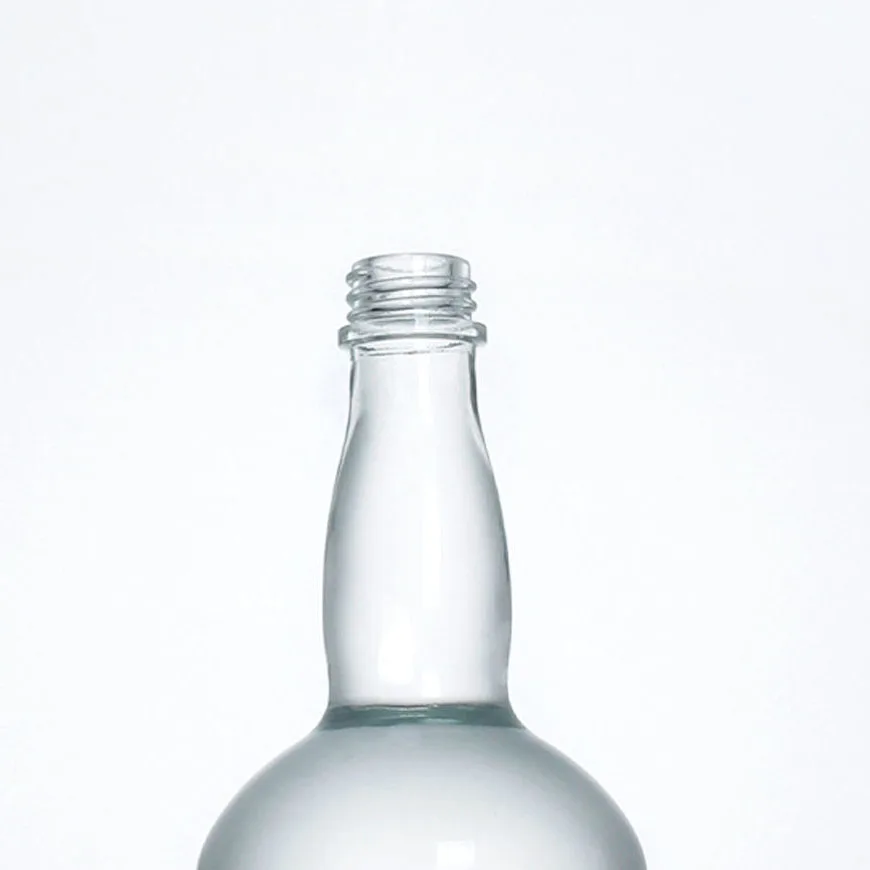 Wholesale Empty Vodka Bottle Customized Aluminum Cap 750ml Vodka Glass Bottle