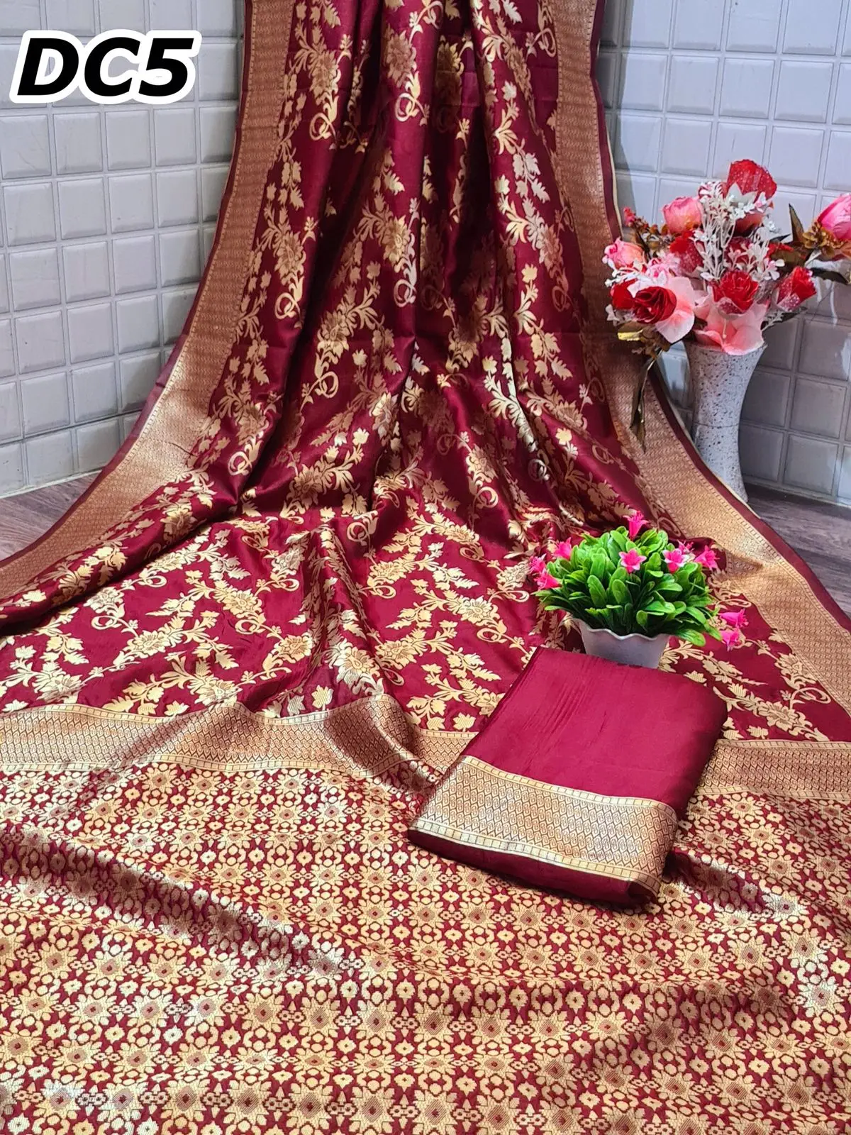 Indian Ethnic Wear Soft Banarasi Silk Saree With Weaving with Heavy  Pallu and Same Weaving Border with Same Blouse for Women