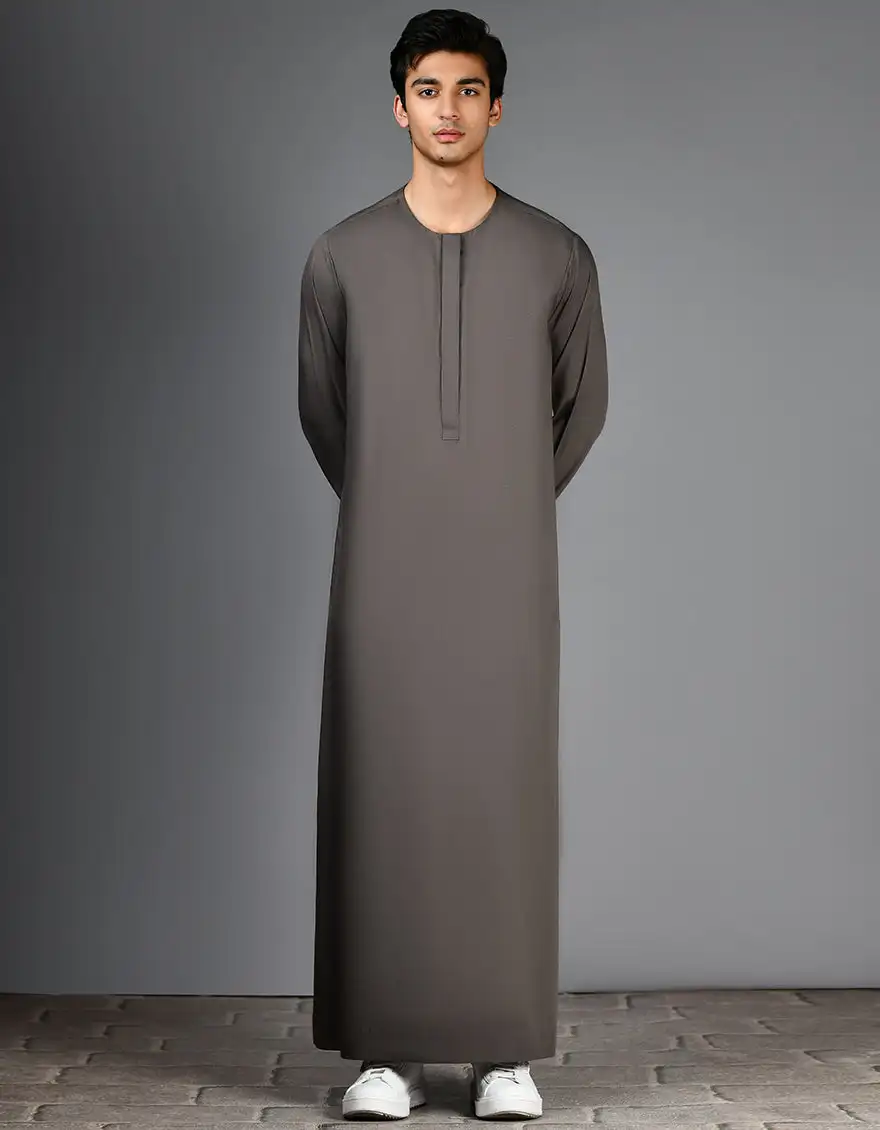 Men jubbah thobe Latest Design Customized Wholesale price OEM Best Selling cheap Price High Quality Men Jubbah Thobes 2024