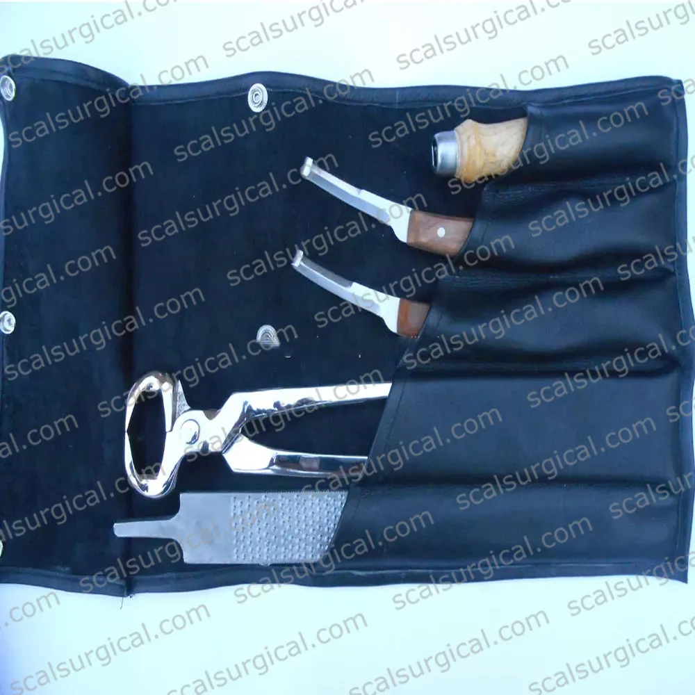 Hot Sale 7 Pieces Professional Farrier Tools Kit with Cordura Case Rasp Nippers Hammet Set kit