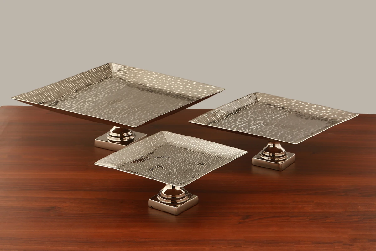 Modern Aluminium Hammered Texture Vase Trending Design for Home Decor for Tabletop Bedroom Living Room Weddings