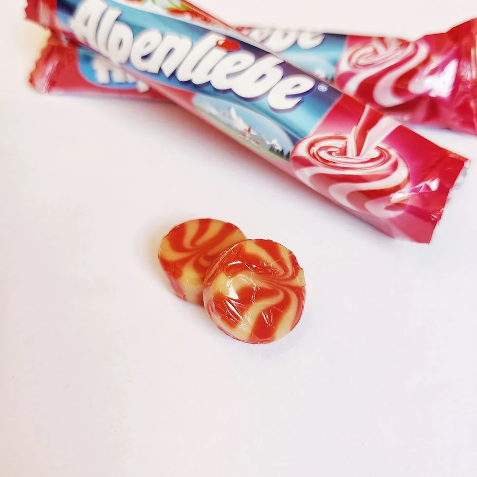 Alpenliebe Strawberry Flavor Candy Rolls 26.1g