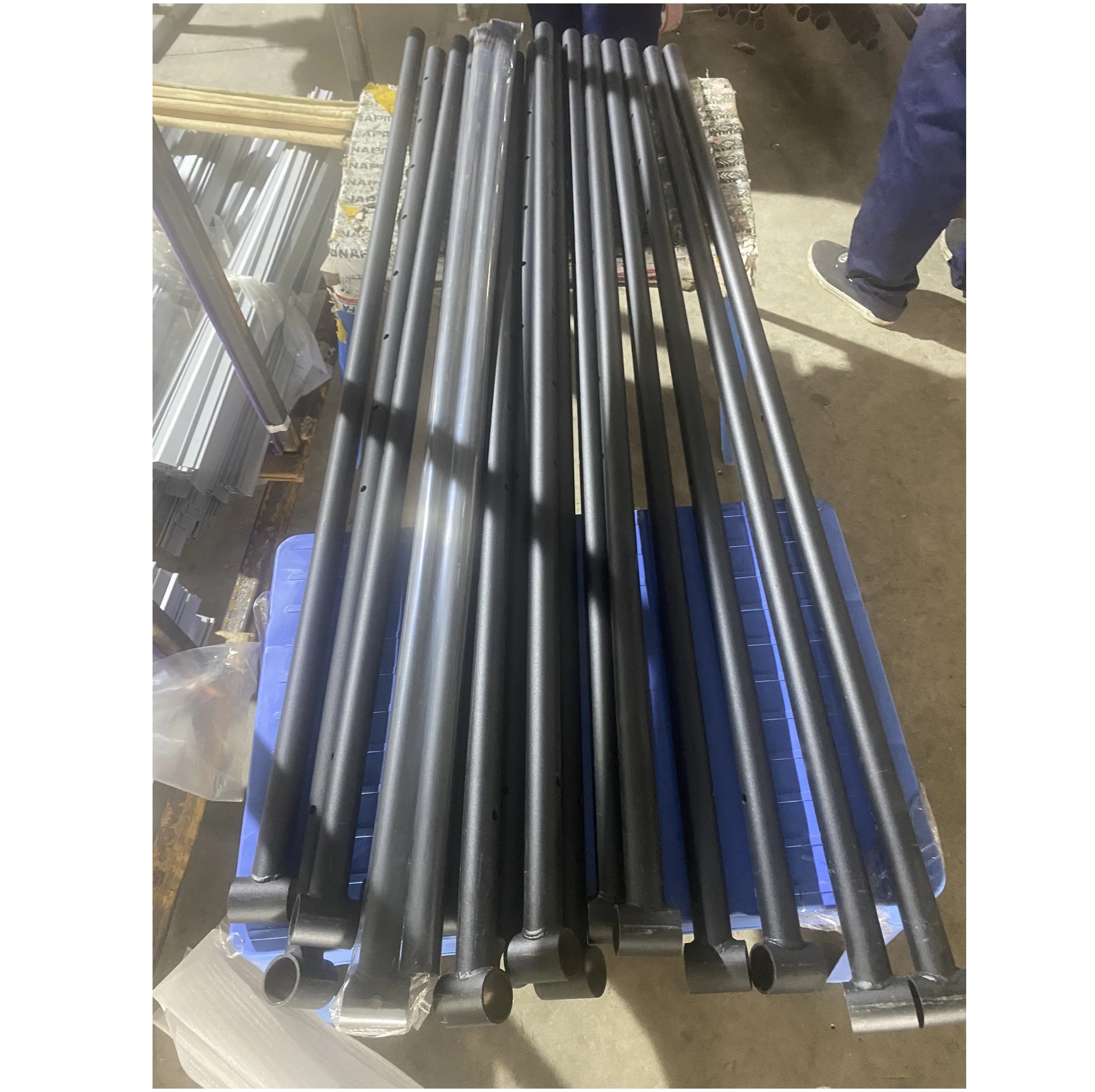 Durable Aluminum Alloy CNC Machined Anodized Extrusion Tube Pipe Bar ISO Certificated Made in Vietnam