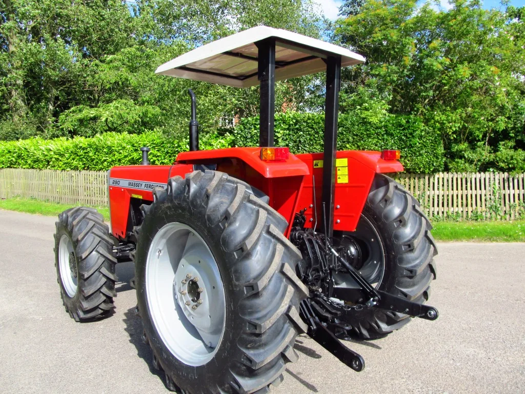 40hp YTO EME404 Factory Supply tractor with grass cutting and plough for sale