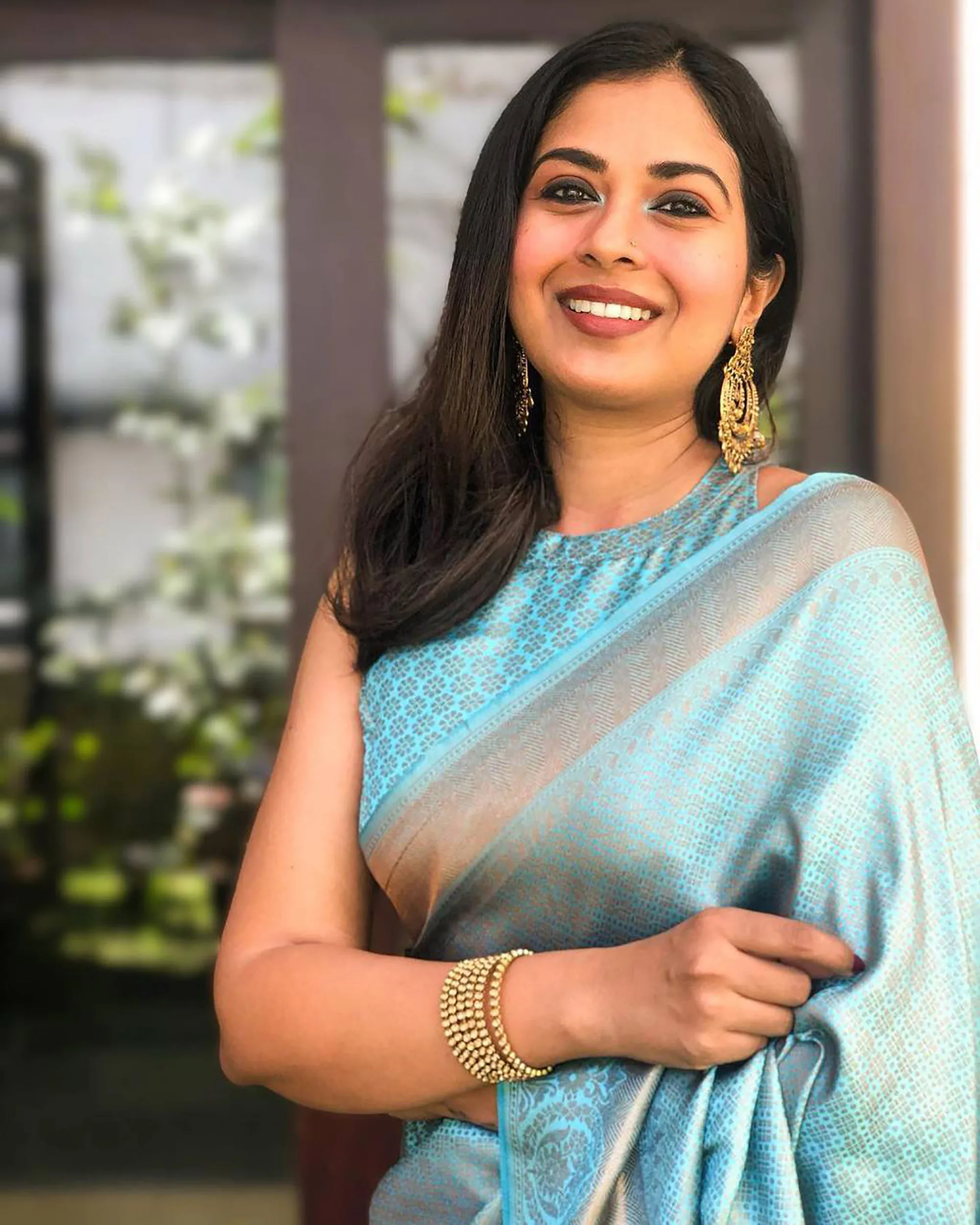 Hot Selling Wedding Festival Wear Bridal Banarasi Soft Silk Saree Indian Supplier Available at Wholesale Price Latest Saree