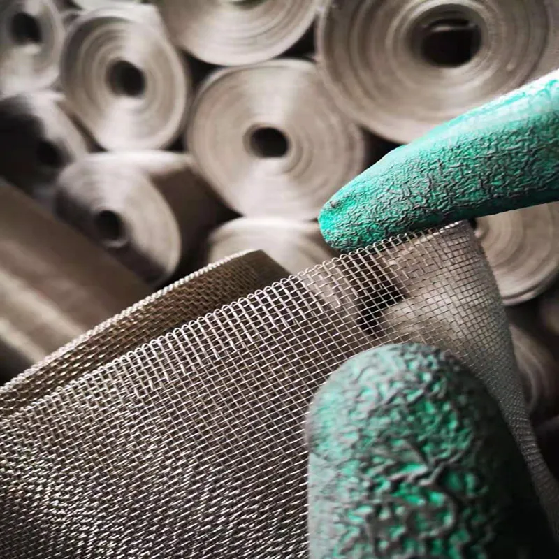 104 g grey and black fiberglass insect screen 18*16 mesh invisible fiberglass window screen mosquito net