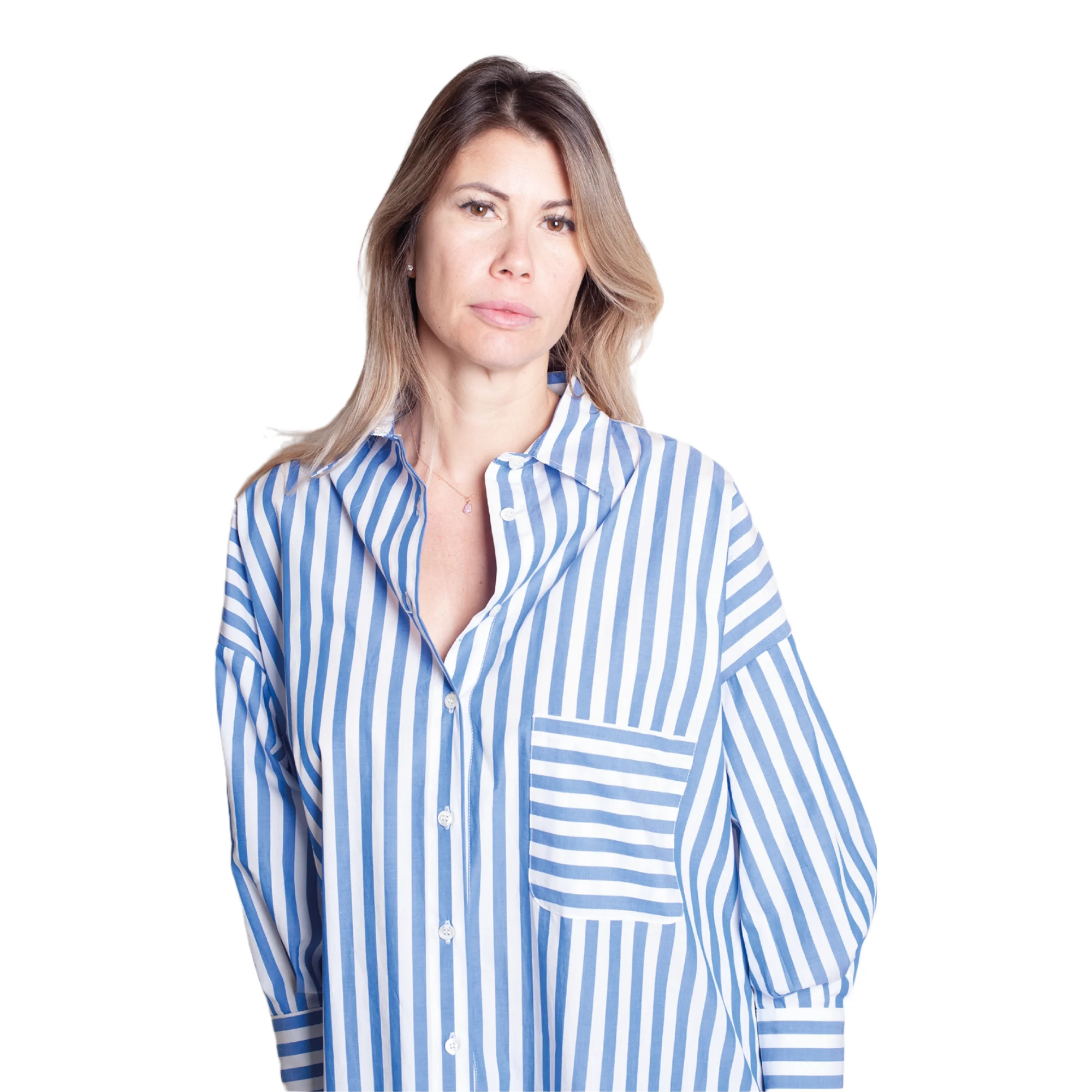 Негабаритная итальянская ручная работа Высококачественная женская рубашка. Изготовлен из прекрасных итальянских тканей с накладным карманом спереди.