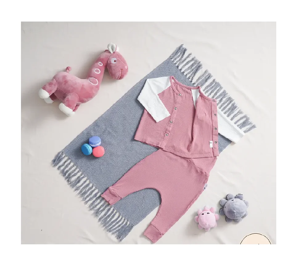 95% Cotton 5% elastane Newborn Clothing 0-6 months Breathable Boys clothing sets Items In-Stock Made in Vietnam