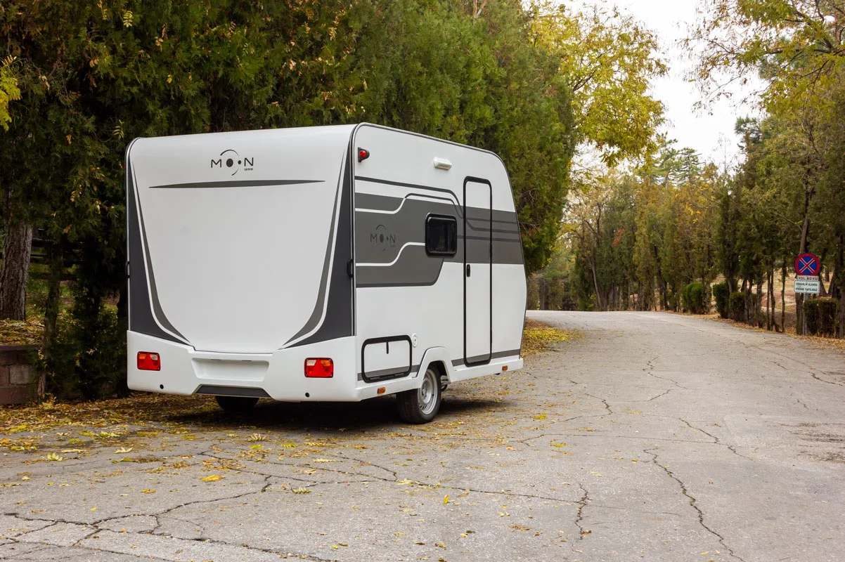 HUNTMENT EU STANDARD 640KG Galvanized Sheet RV Travel Trailer Camper and Caravan, 4-Person Travel Made In Turkey Wholesale OEM