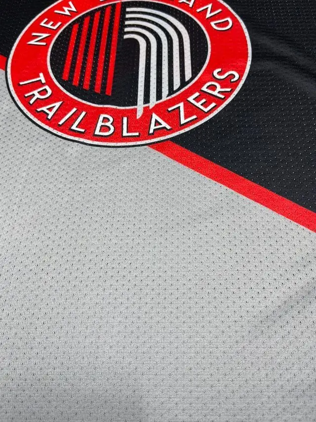 Oem Mesh Double Wholesale Sublimation Basketball Uniform For M Black Bottom Blue Striped Tackle Twill Basketball Jerseys