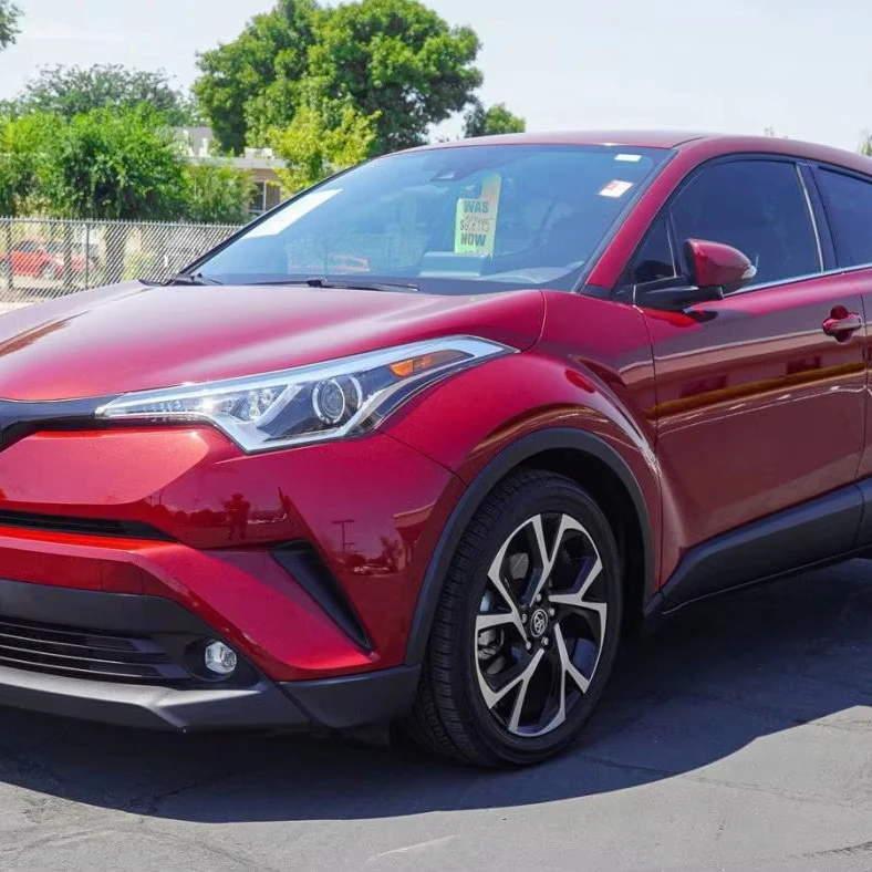 2019 электромобиль Toyota C-HR XLE FWD с панорамным Люком кожаные сиденья левое рулевое управление используется но в отличном состоянии