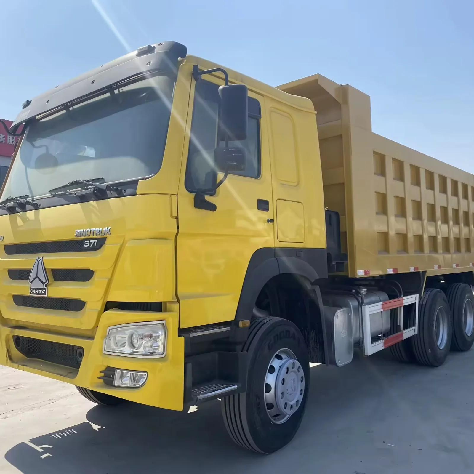 Самосвал самосвал Sinotruck Howo 6x4 371 10 колёс 40 тонн по низкой цене хорошее качество