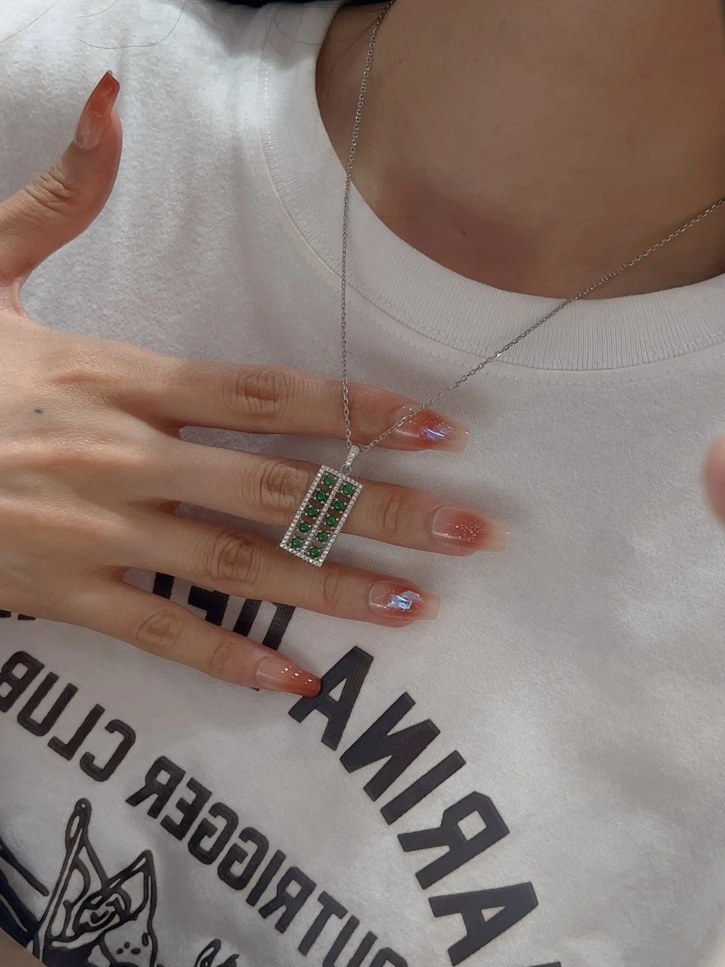 2024 Temperamental fair exquisite and elegant silver-inlaid natural jadeite abacus pendant necklace