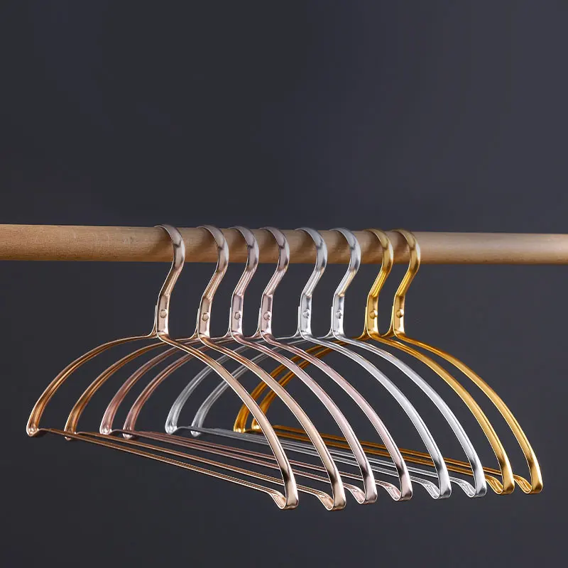 Heavy Duty Non Slip Branded Velvet Clothes Personalized Multi Wedding Children Luxury Gold Hangers