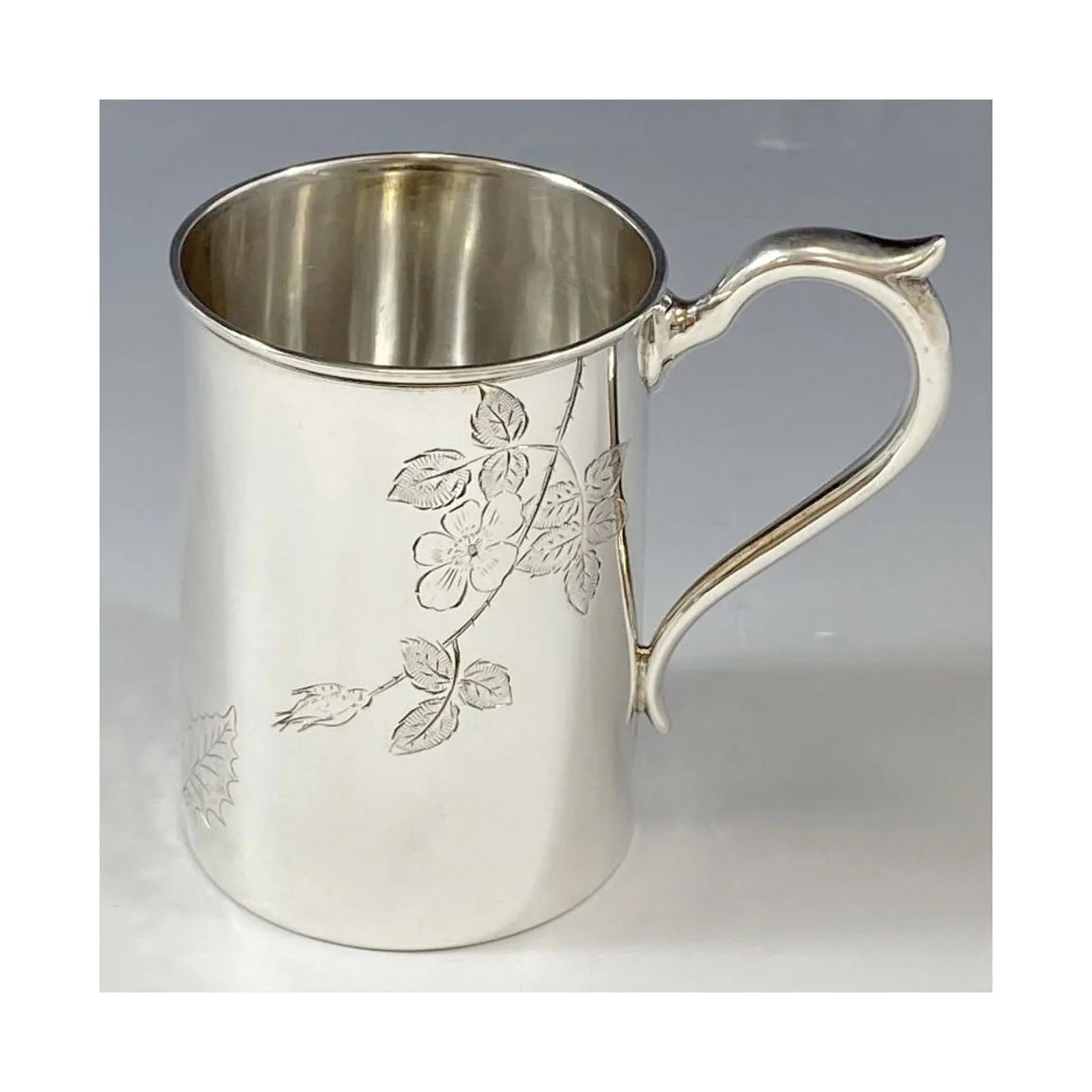Bar Accessories Drinkware Silver Beer Mug Latest Antique Design Tableware Best Quality Mug For Hotel & Home