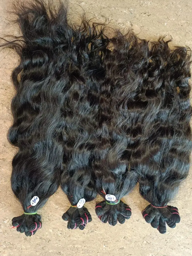Волнистые необработанные волосы remy для плетения поставщики волос chennai из Индии